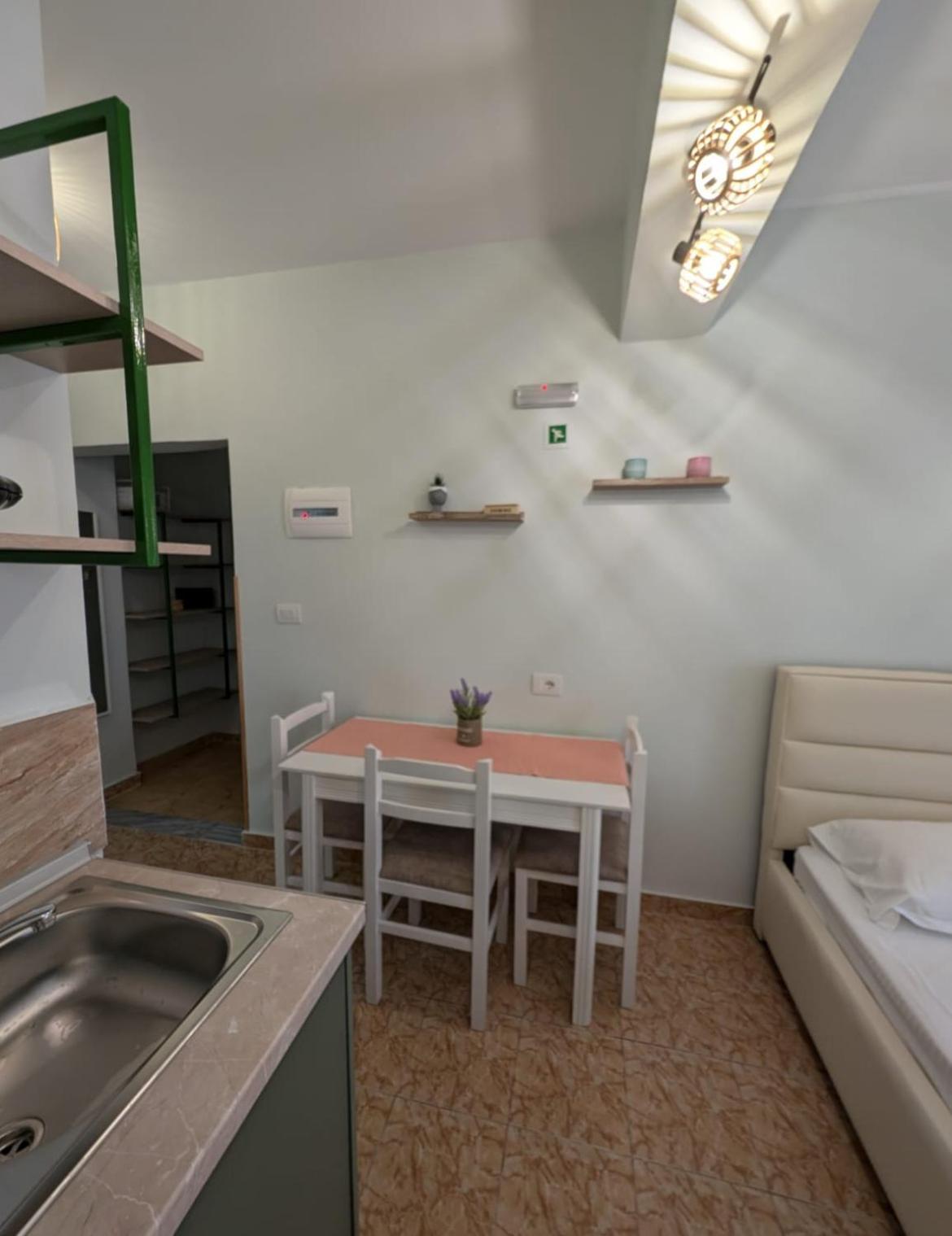 Areti Rooms Hotel Himarë Dış mekan fotoğraf